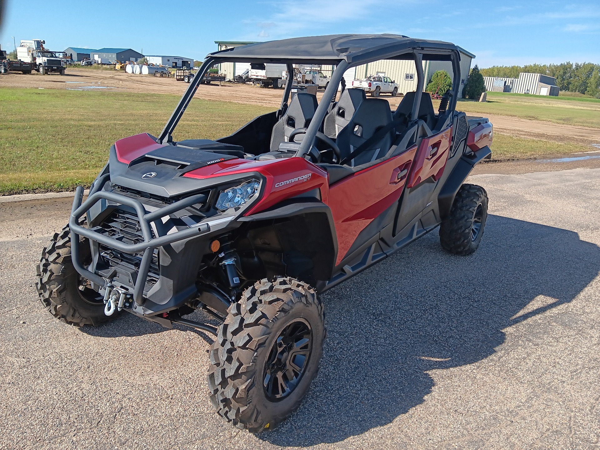 2024 Can-Am Commander MAX XT 1000R in Devils Lake, North Dakota - Photo 2