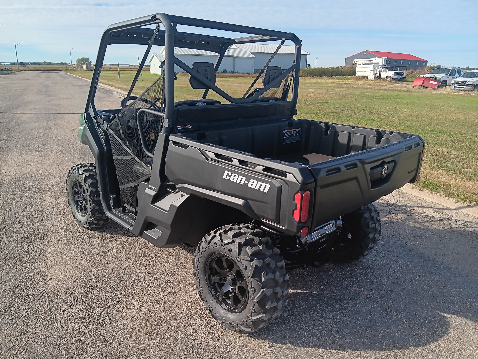 2025 Can-Am Defender DPS HD7 in Devils Lake, North Dakota - Photo 3