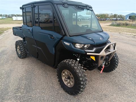 2025 Can-Am Defender MAX Limited in Devils Lake, North Dakota