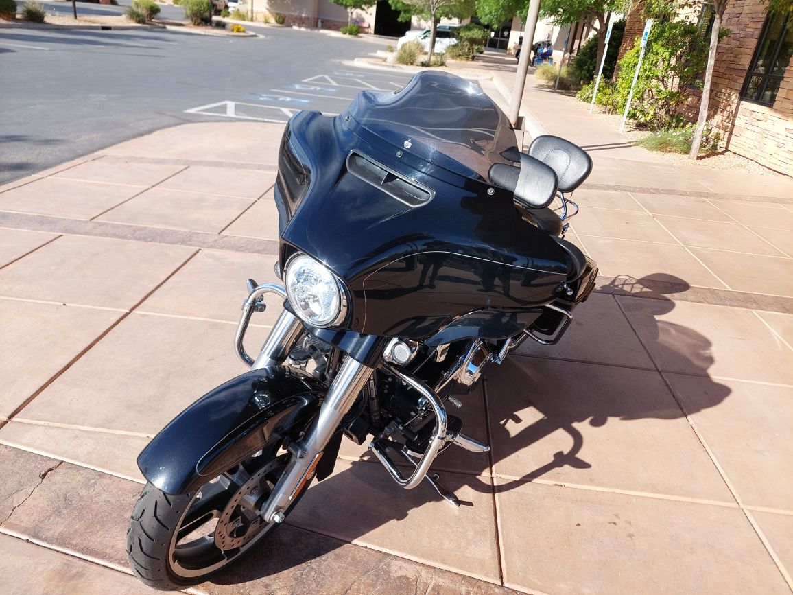 2015 Harley-Davidson Street Glide® Special in Washington, Utah - Photo 4
