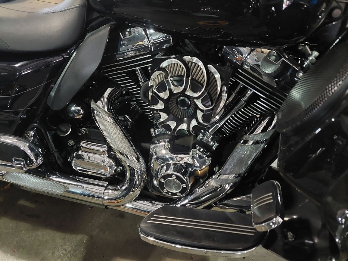 2015 Harley-Davidson Street Glide® Special in Washington, Utah - Photo 2