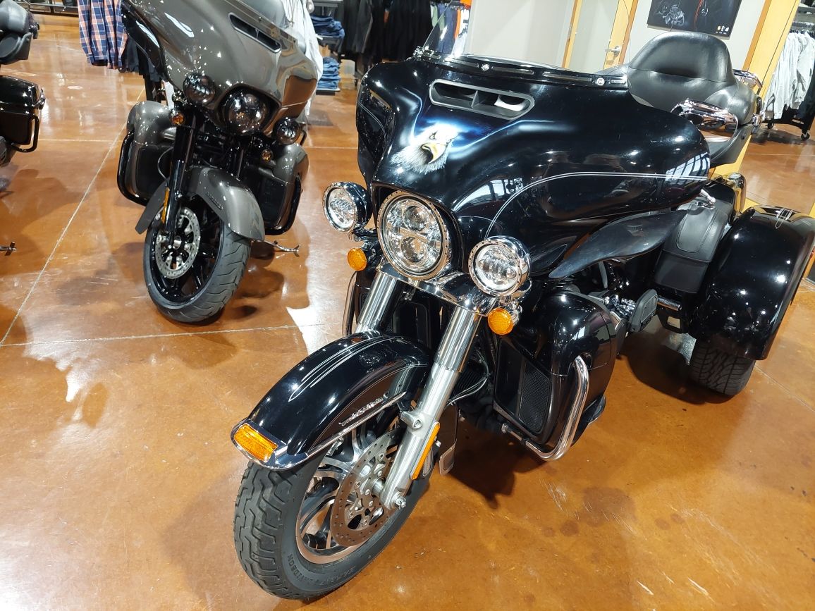 2014 Harley-Davidson Tri Glide® Ultra in Washington, Utah - Photo 14