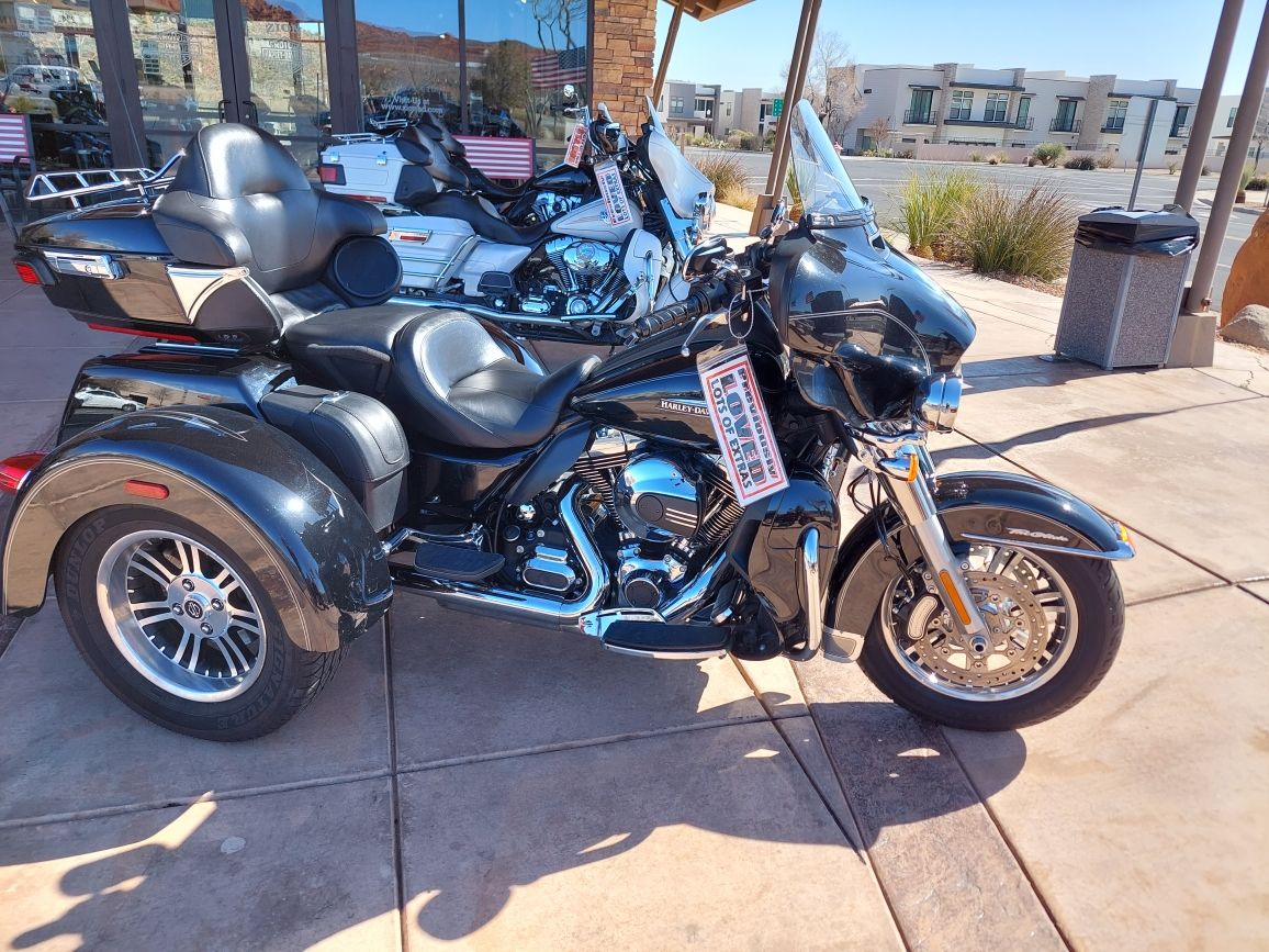 2014 Harley-Davidson Tri Glide® Ultra in Washington, Utah - Photo 1