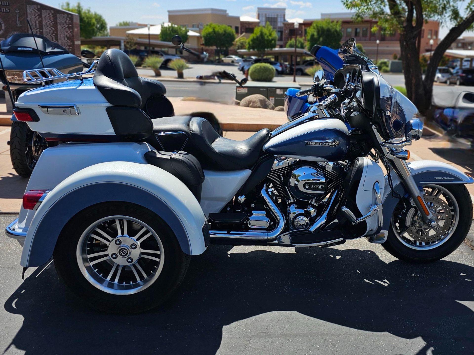 2015 Harley-Davidson Tri Glide® Ultra in Washington, Utah - Photo 1