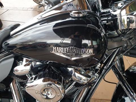 2017 Harley-Davidson Road King® in Washington, Utah - Photo 3