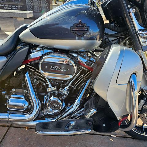 2019 Harley-Davidson CVO™ Street Glide® in Washington, Utah - Photo 9