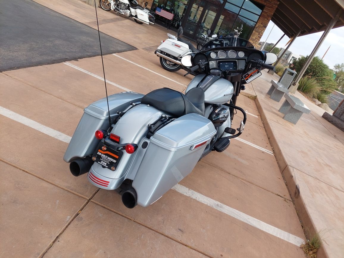 2019 Harley-Davidson Street Glide® Special in Washington, Utah - Photo 5