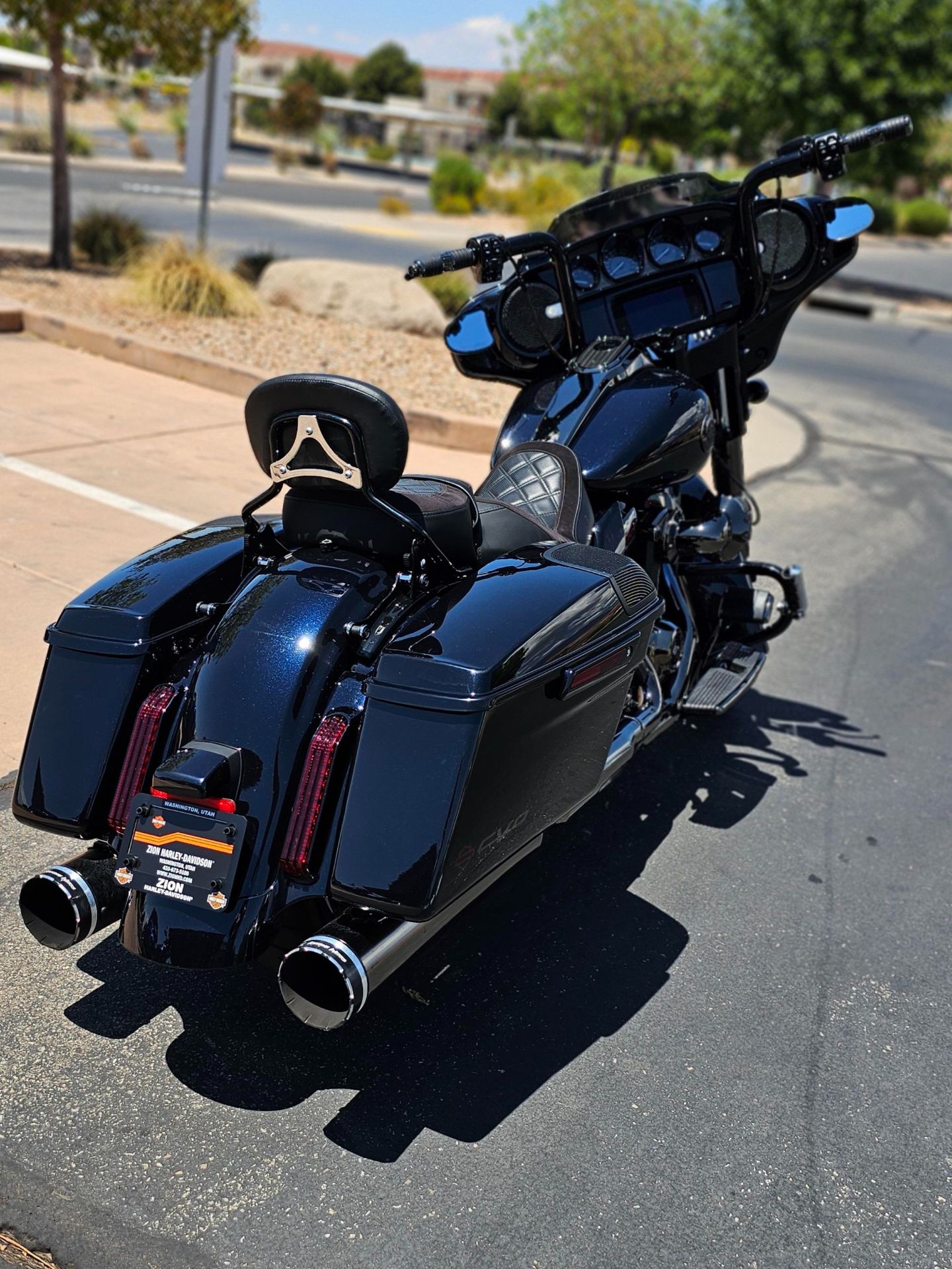 2022 Harley-Davidson CVO™ Street Glide® in Washington, Utah - Photo 3