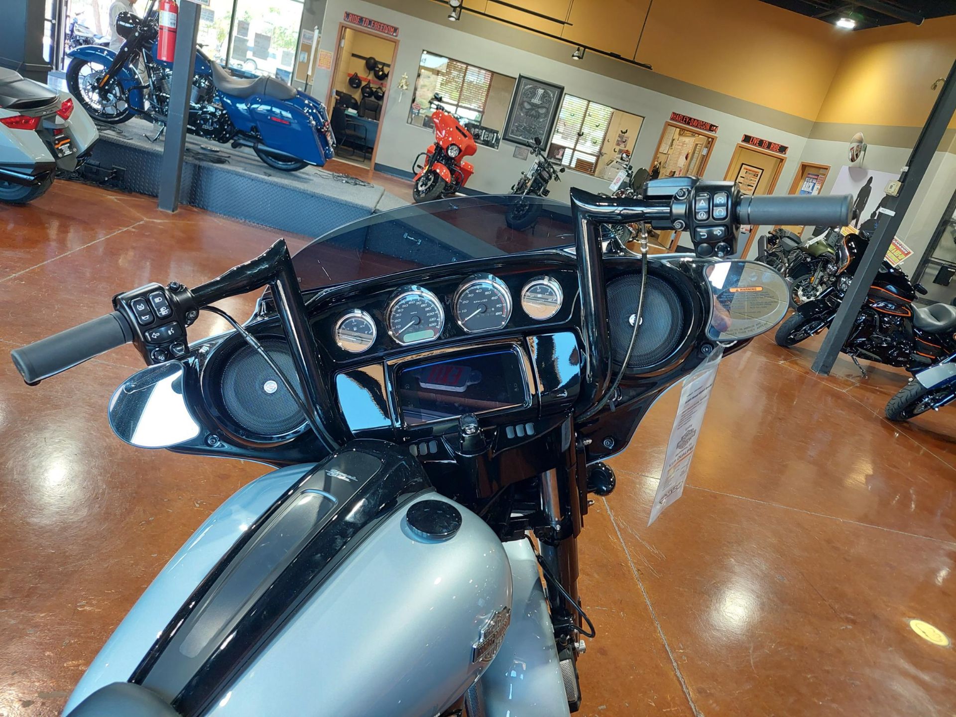 2023 Harley-Davidson Street Glide® Special in Washington, Utah - Photo 2