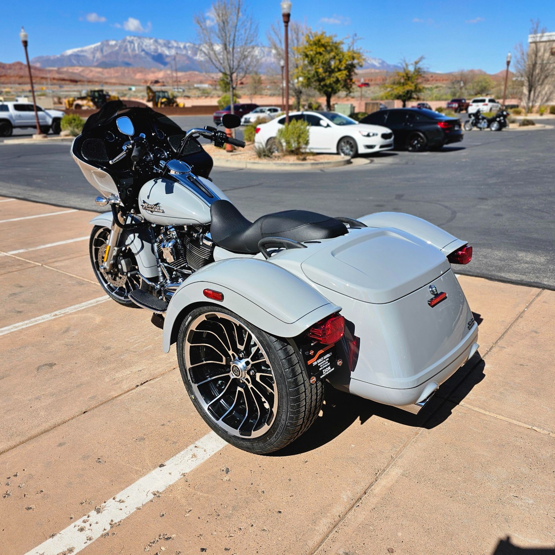 2024 Harley-Davidson Road Glide® 3 in Washington, Utah - Photo 4