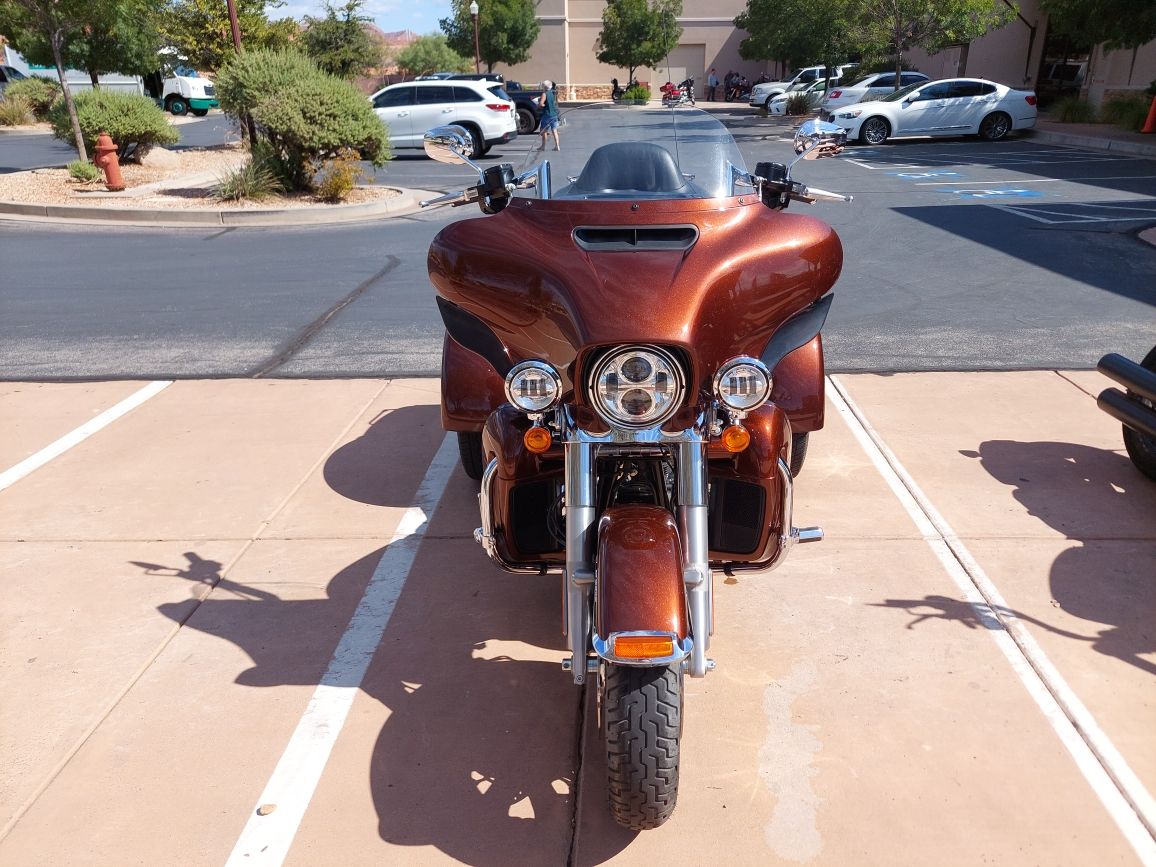 2016 Harley-Davidson Tri Glide® Ultra in Washington, Utah - Photo 6