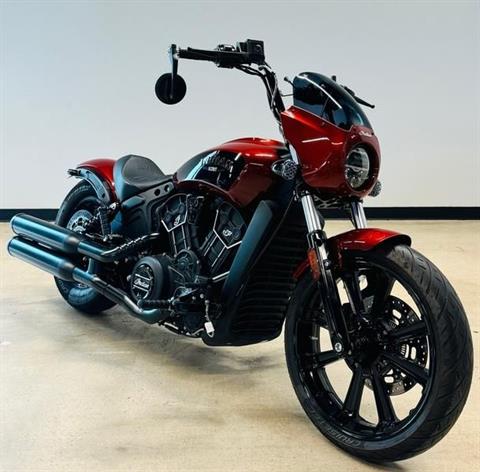 2023 Indian Motorcycle Scout® Rogue ABS Icon in Austin, Texas - Photo 2