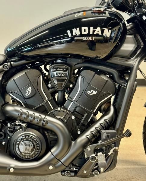 2025 Indian Motorcycle Scout® Bobber Limited in Austin, Texas - Photo 3