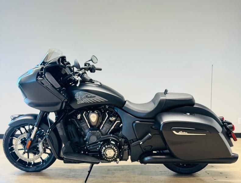 2024 Indian Motorcycle Challenger® Dark Horse® in Boerne, Texas - Photo 7