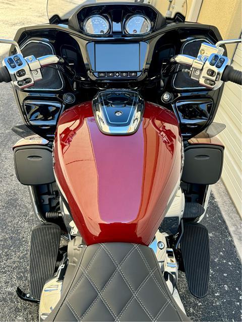 2024 Indian Motorcycle Pursuit® Limited Icon with PowerBand Audio Package in Boerne, Texas - Photo 15