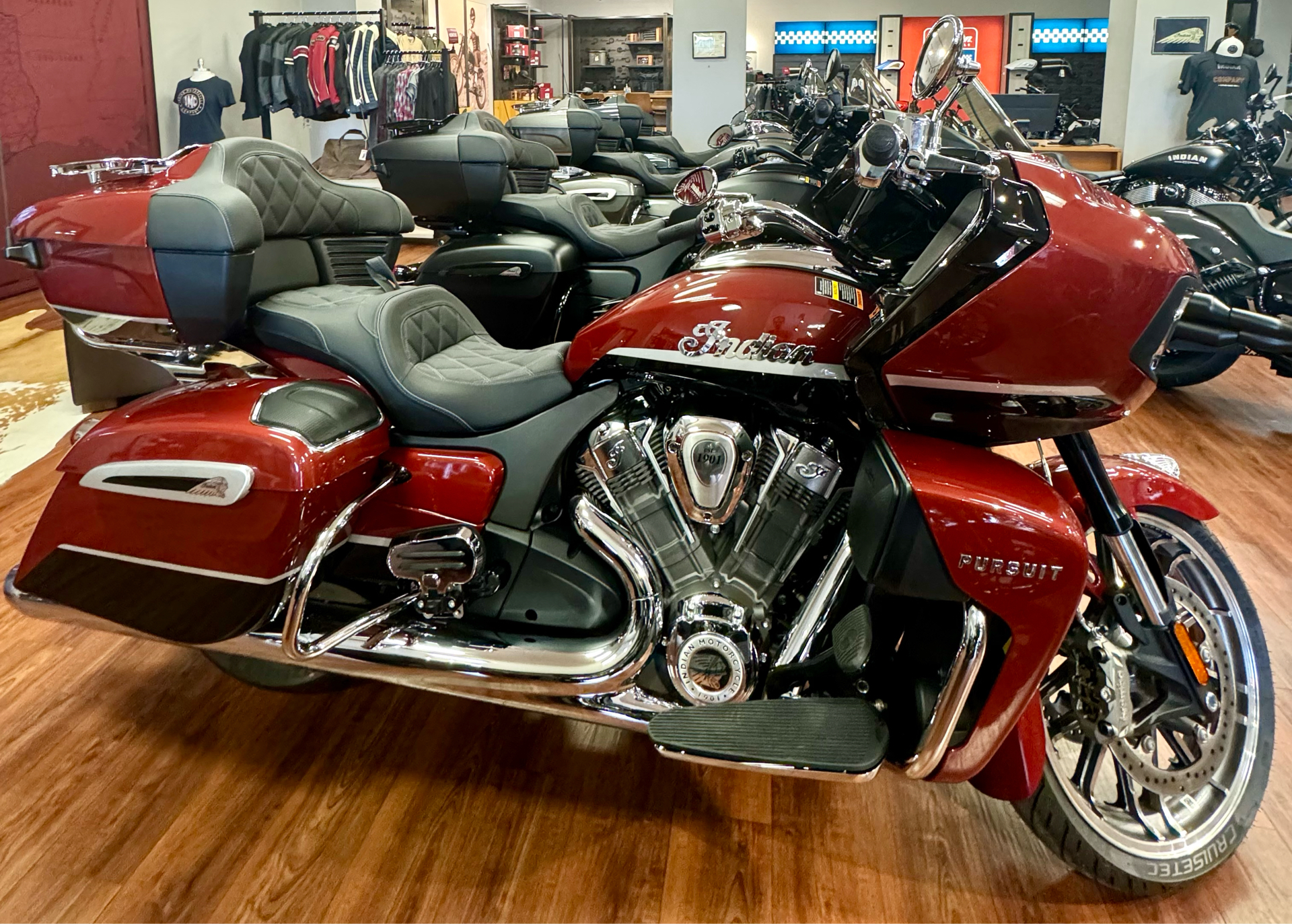 2024 Indian Motorcycle Pursuit® Limited Icon with PowerBand Audio Package in Boerne, Texas - Photo 1