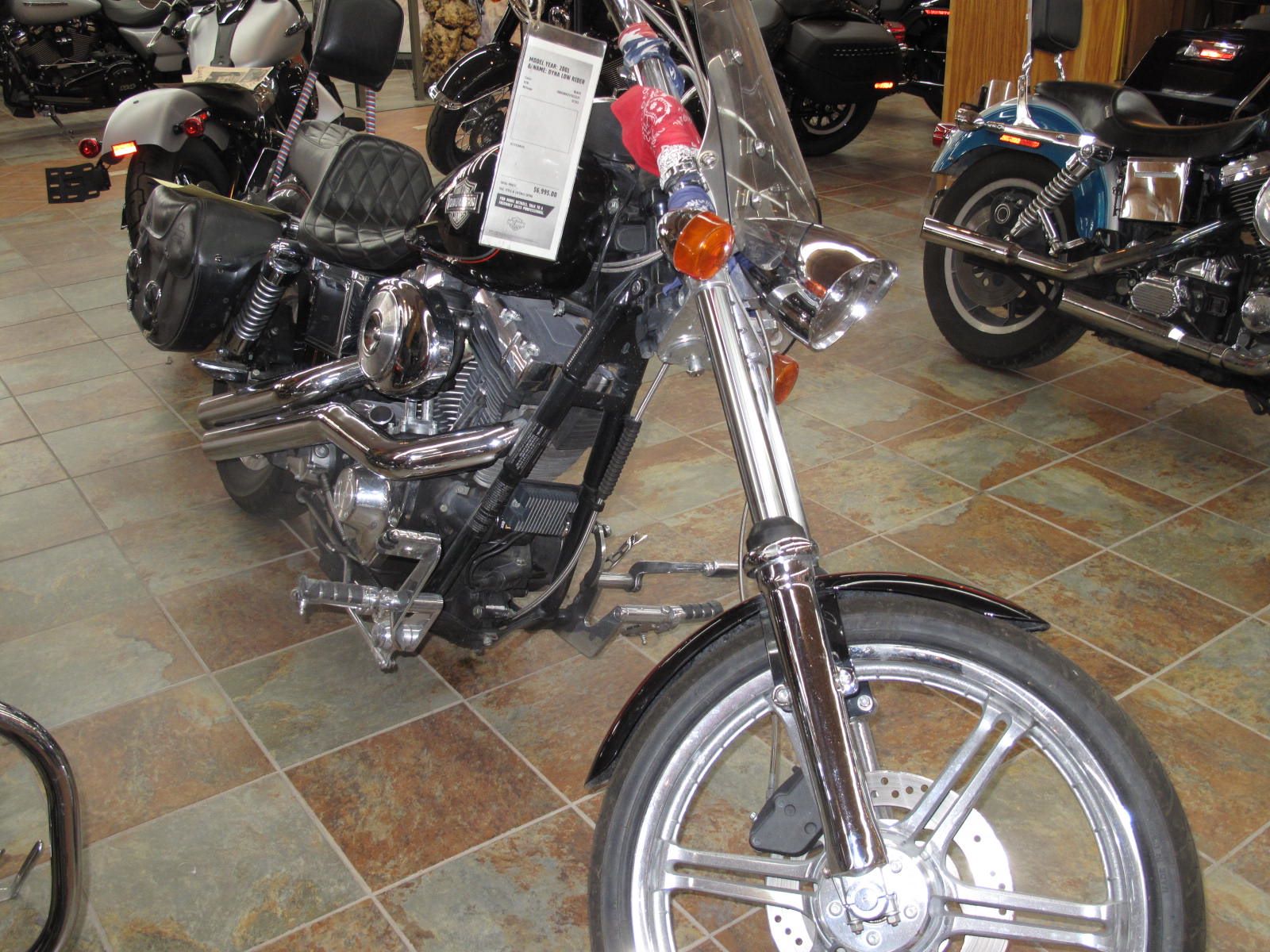2001 Harley-Davidson FXDL  Dyna Low Rider® in Vernal, Utah - Photo 2