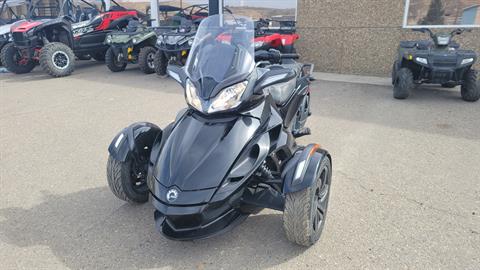 2016 Can-Am Spyder ST-S in Rock Springs, Wyoming - Photo 2