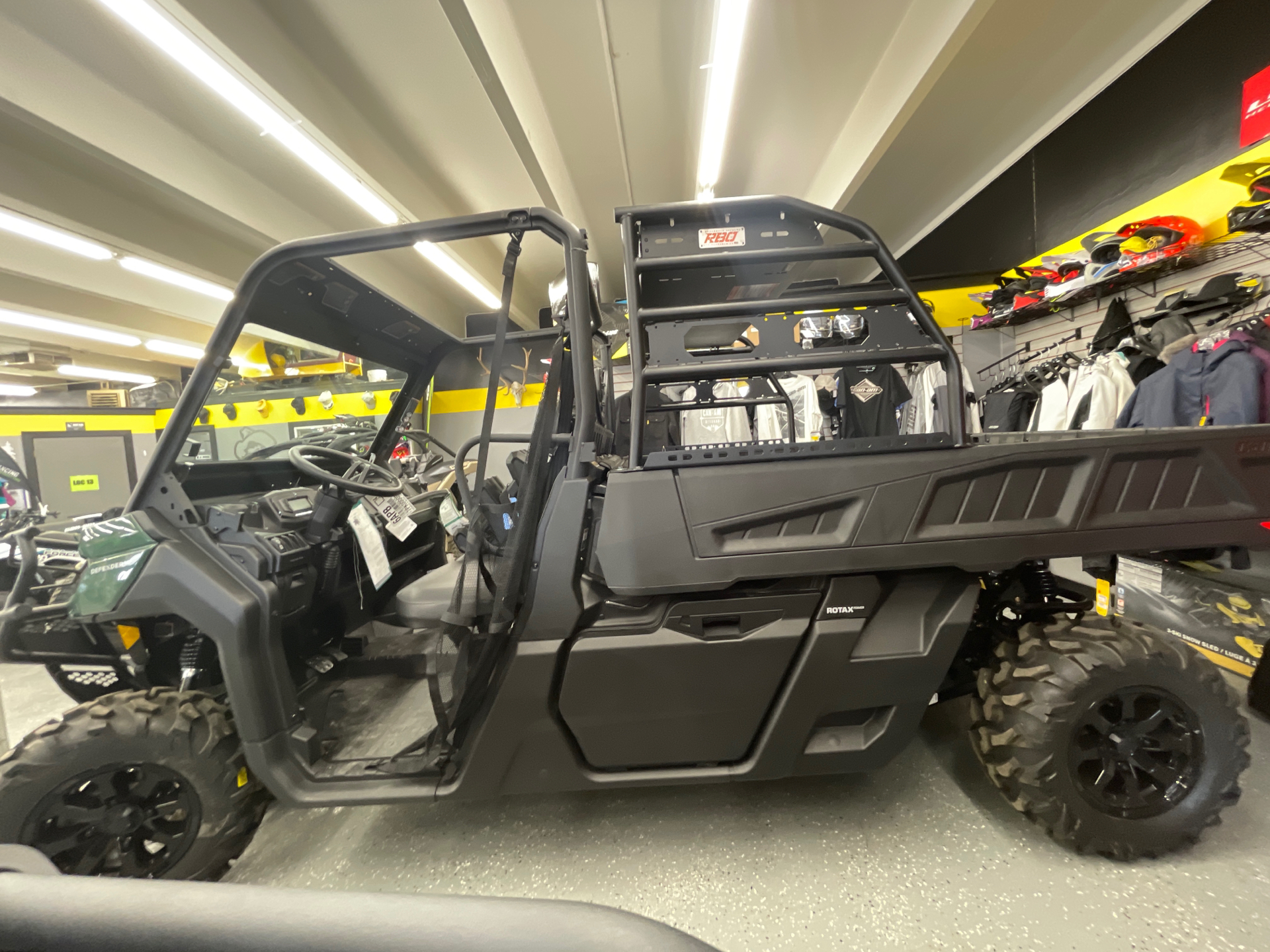 2023 Can-Am Defender PRO DPS HD10 in Rock Springs, Wyoming - Photo 1