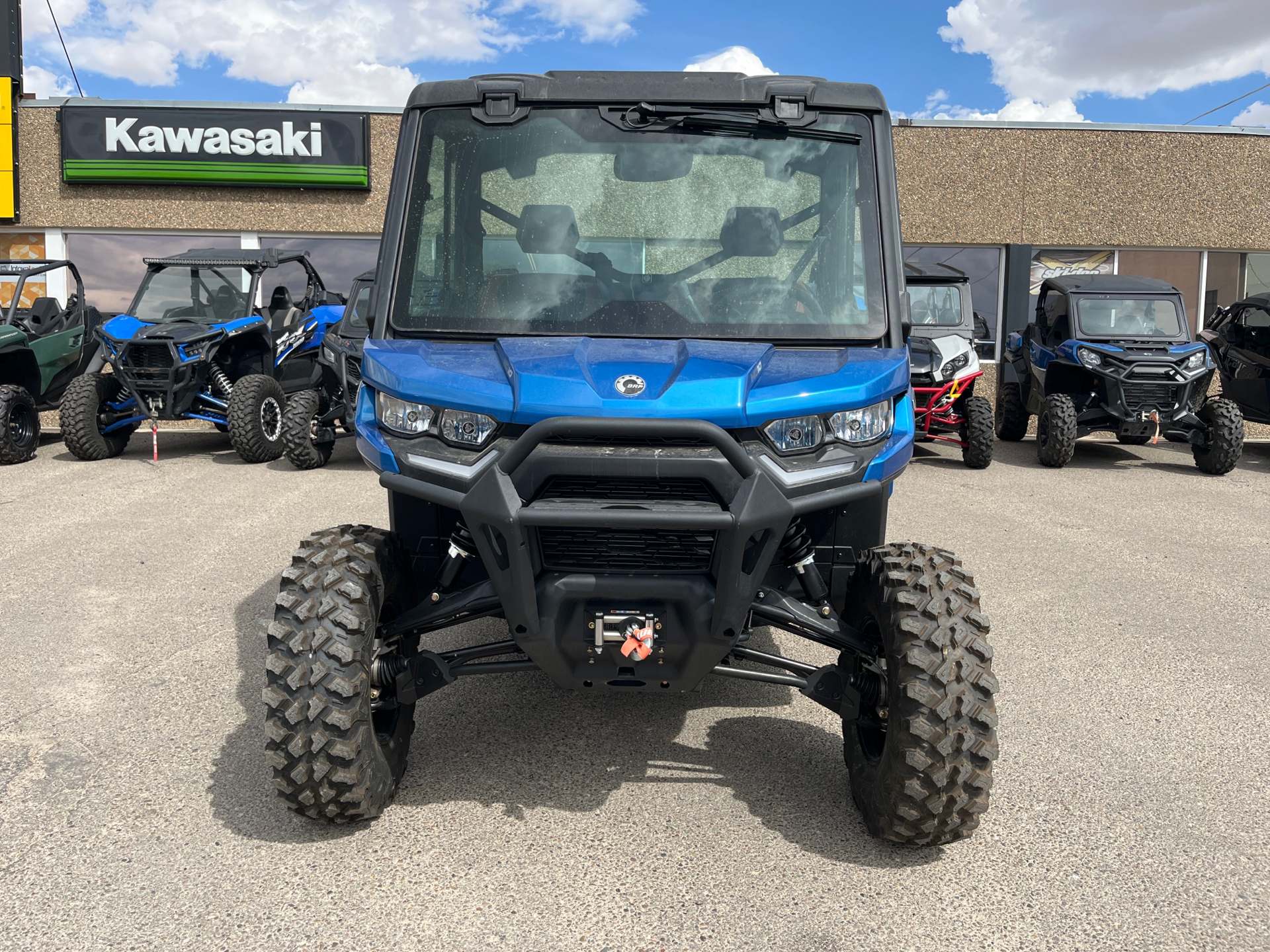 2023 Can-Am Defender 6x6 CAB Limited in Rock Springs, Wyoming - Photo 1