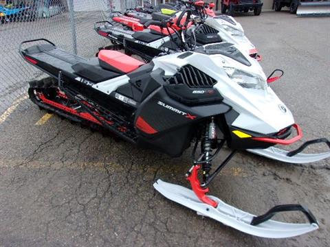 2021 Ski-Doo Summit X Expert 165 850 E-TEC Turbo SHOT PowderMax Light FlexEdge 3.0 in Rock Springs, Wyoming - Photo 2