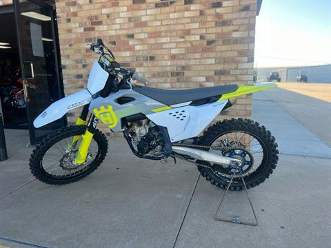 2024 Husqvarna FC 250 in Oklahoma City, Oklahoma - Photo 2