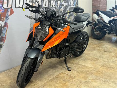 2024 KTM 250 Duke in Oklahoma City, Oklahoma - Photo 5