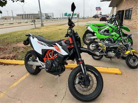 2019 KTM 690 SMC R in Oklahoma City, Oklahoma - Photo 1