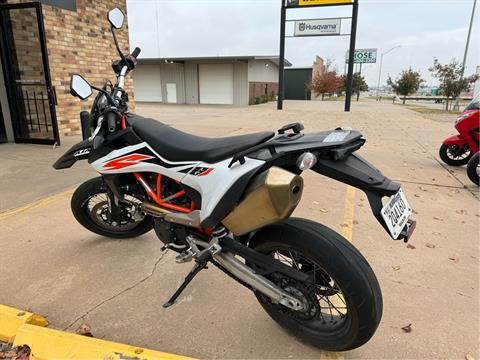 2019 KTM 690 SMC R in Oklahoma City, Oklahoma - Photo 4