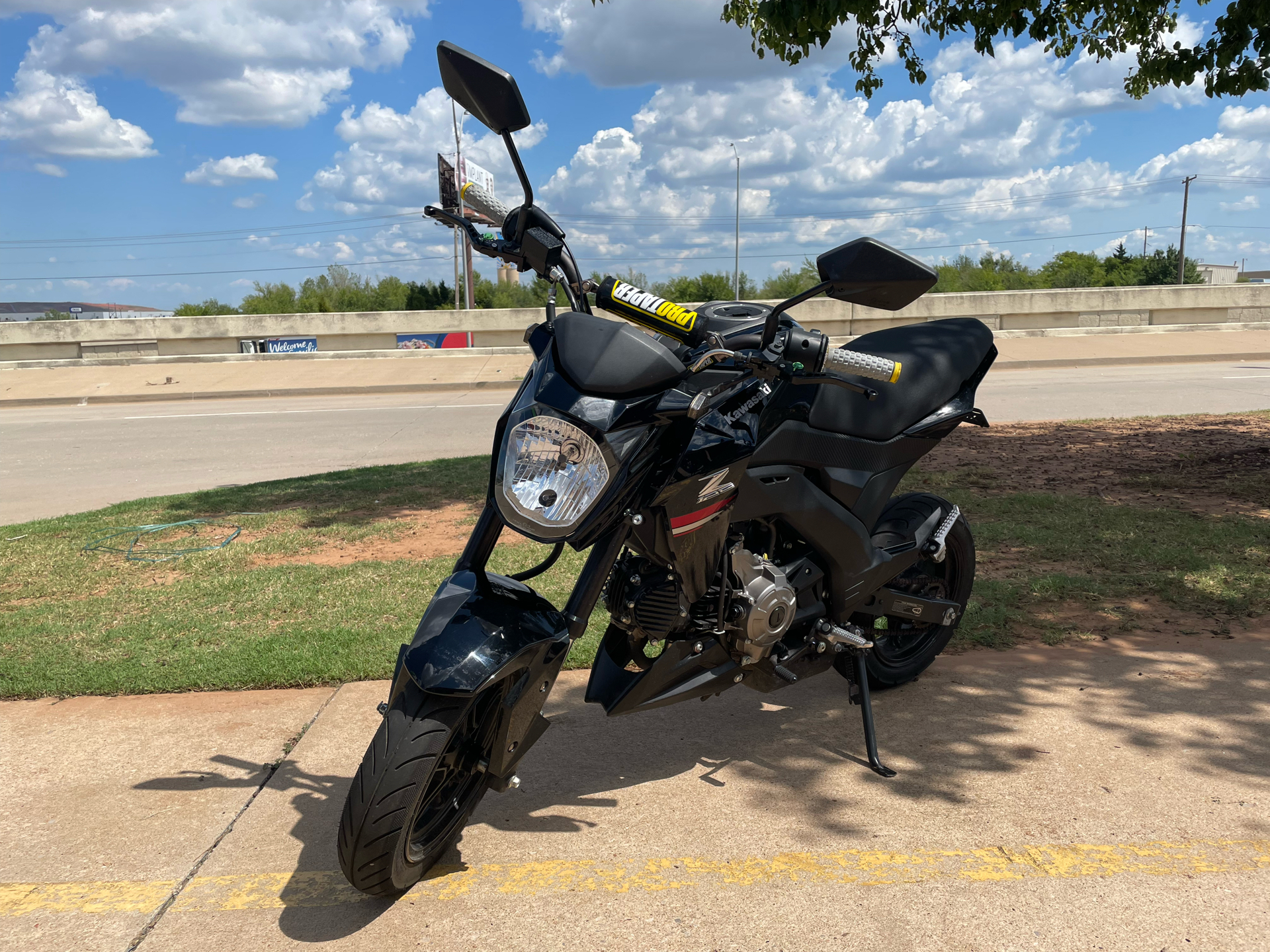 2019 Kawasaki Z125 Pro in Oklahoma City, Oklahoma - Photo 3