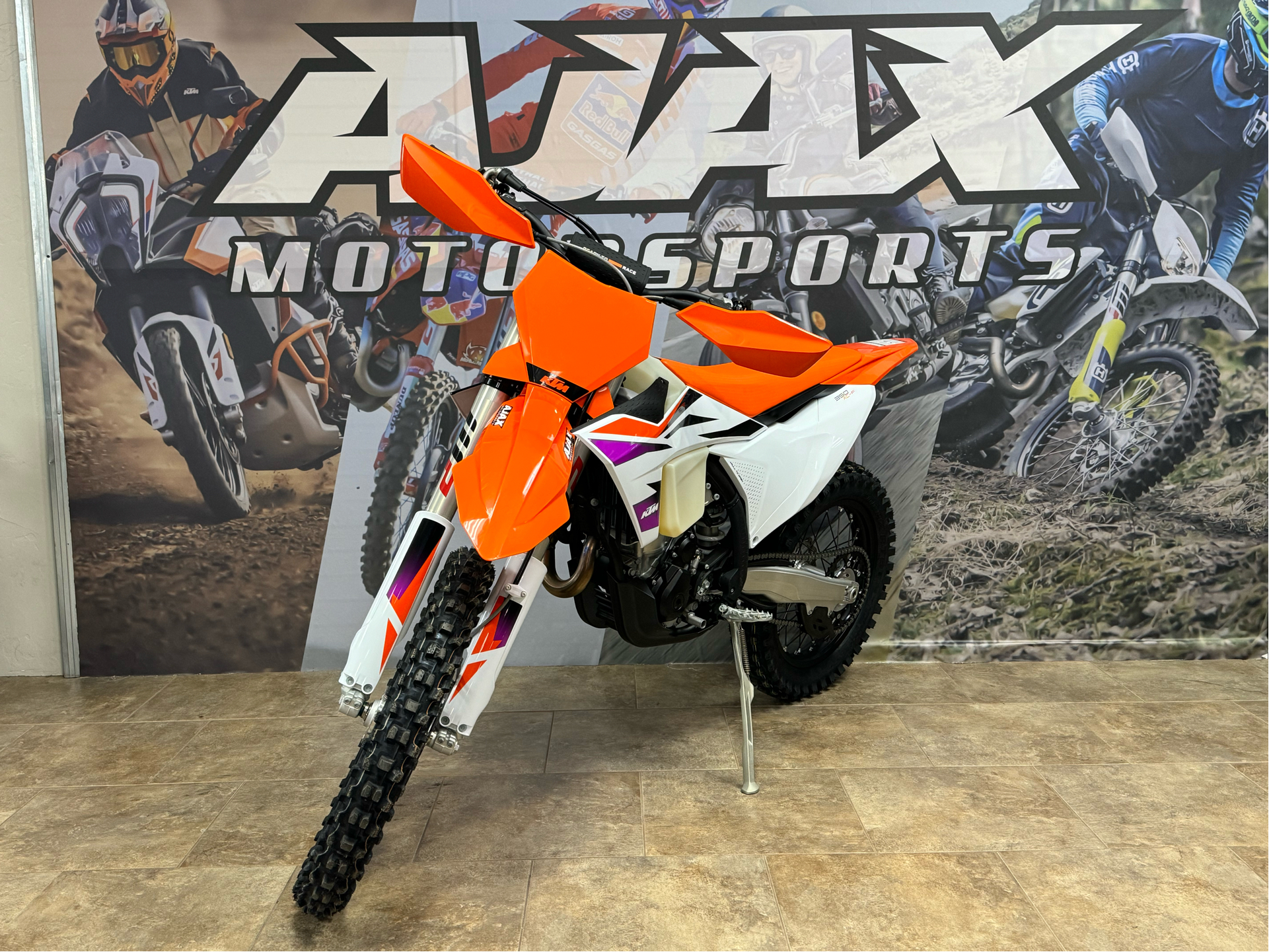 2024 KTM 350 XC-F in Oklahoma City, Oklahoma - Photo 2