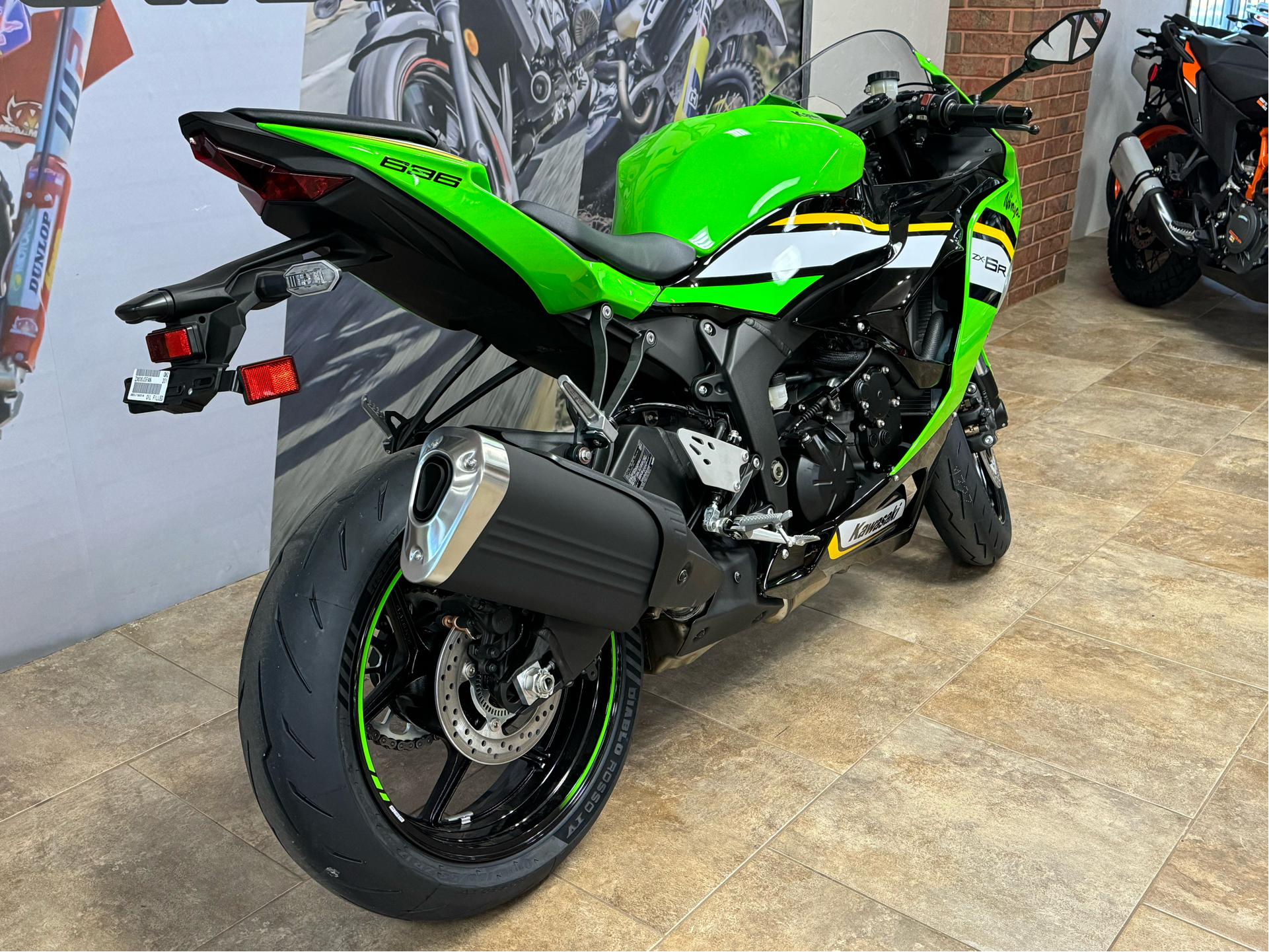 2025 Kawasaki Ninja ZX-6R KRT Edition in Oklahoma City, Oklahoma - Photo 5