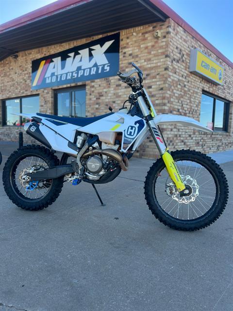 2022 Husqvarna FX 350 in Oklahoma City, Oklahoma - Photo 2