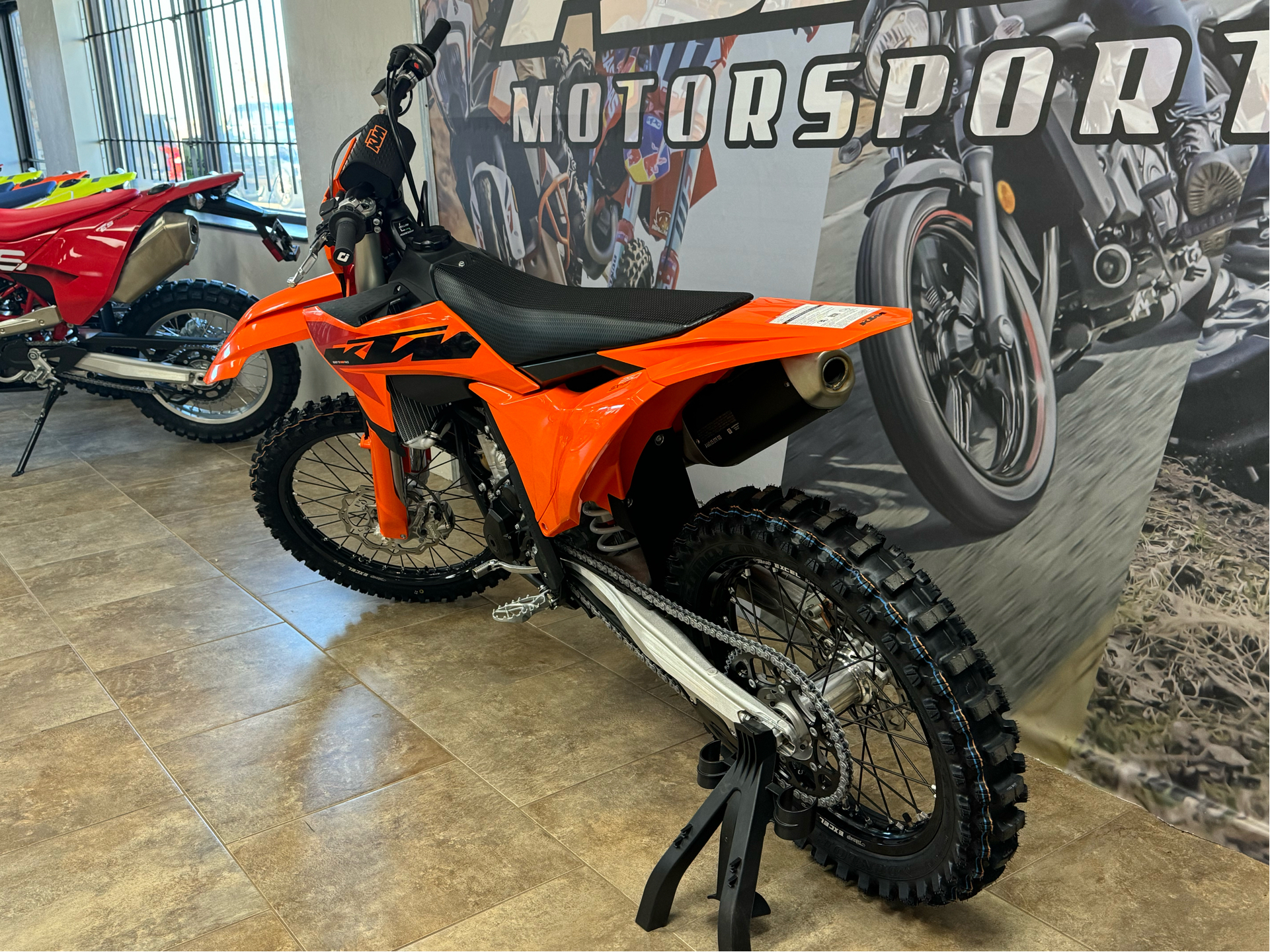 2025 KTM 250 SX-F in Oklahoma City, Oklahoma - Photo 6