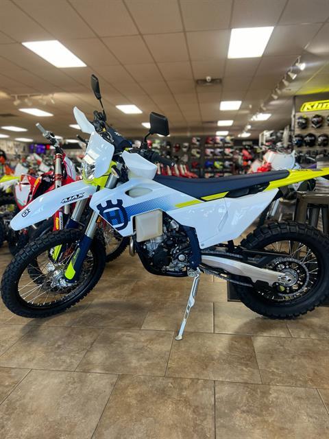 2024 Husqvarna FE 350s in Oklahoma City, Oklahoma - Photo 2