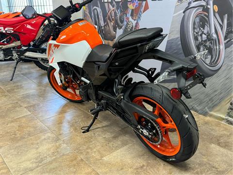 2024 KTM 250 Duke in Oklahoma City, Oklahoma - Photo 6