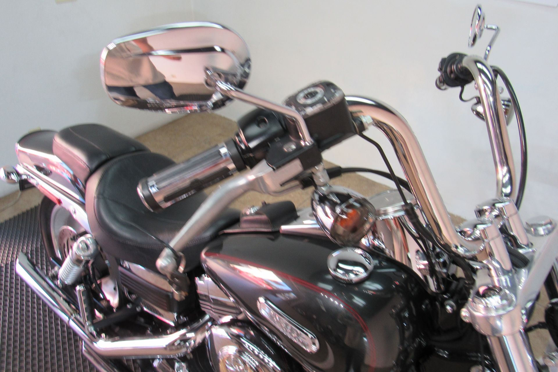 2006 Harley-Davidson Dyna™ Wide Glide® in Temecula, California - Photo 17