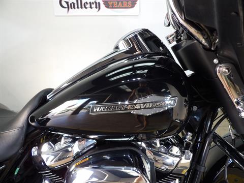 2022 Harley-Davidson Street Glide® in Temecula, California - Photo 11