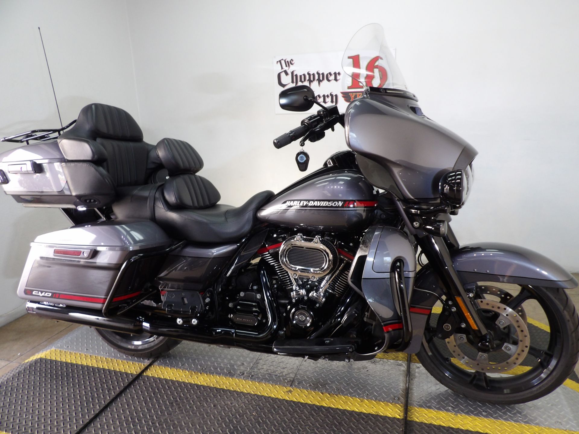 2020 Harley-Davidson CVO™ Limited in Temecula, California - Photo 5