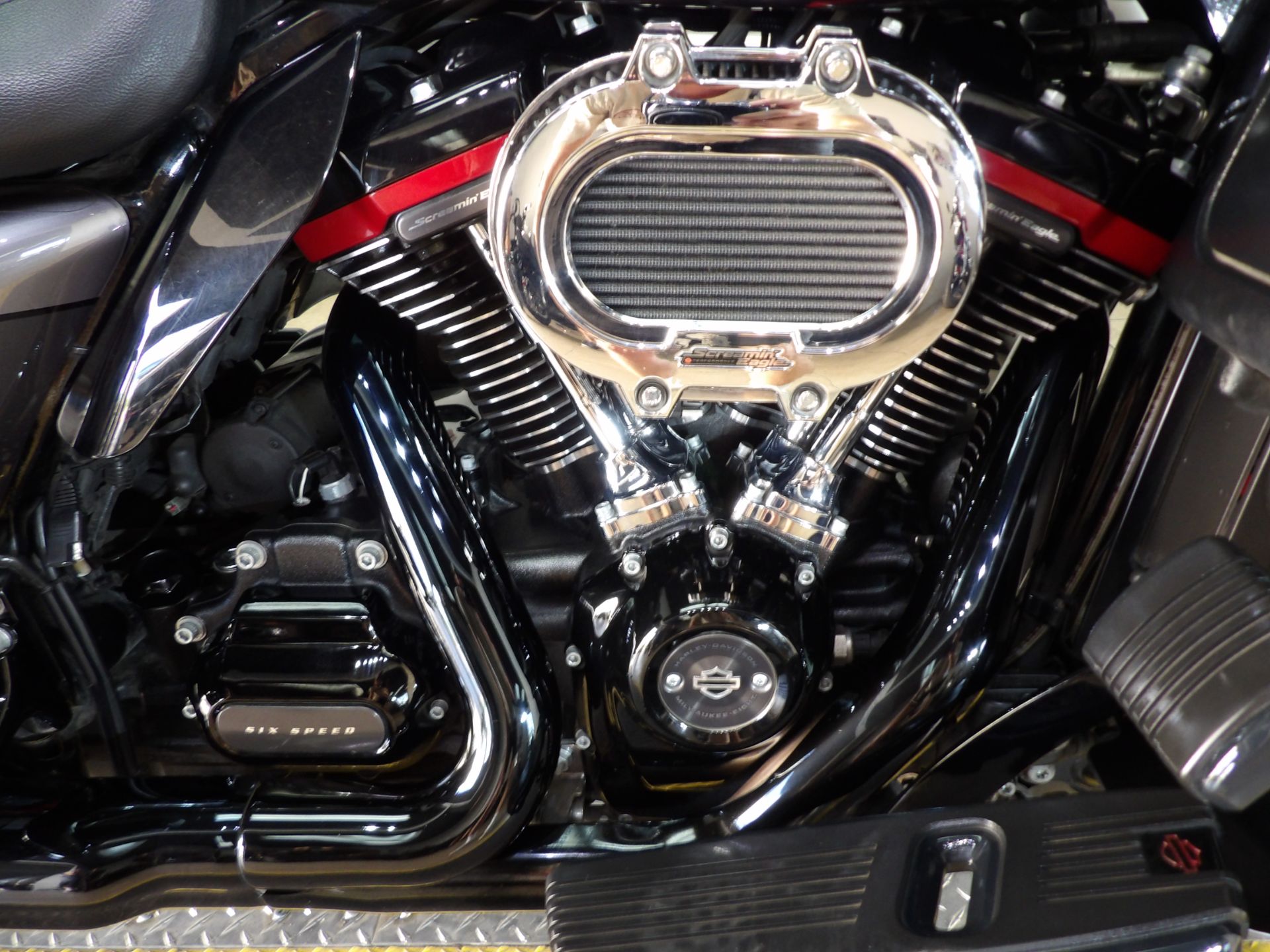 2020 Harley-Davidson CVO™ Limited in Temecula, California - Photo 13