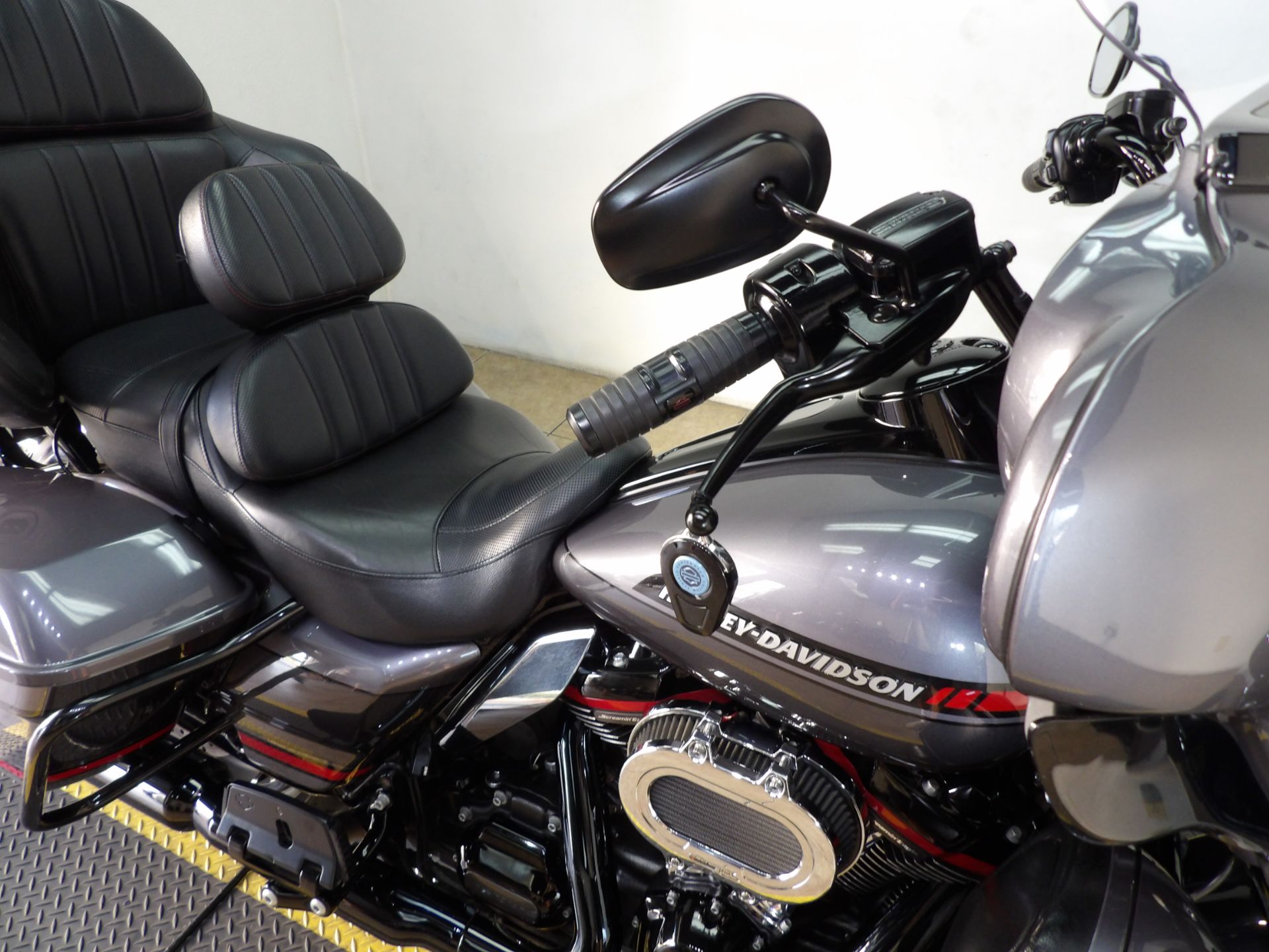 2020 Harley-Davidson CVO™ Limited in Temecula, California - Photo 23