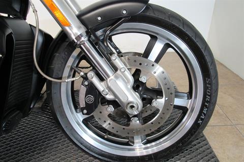 2010 Harley-Davidson V-Rod Muscle® in Temecula, California - Photo 14