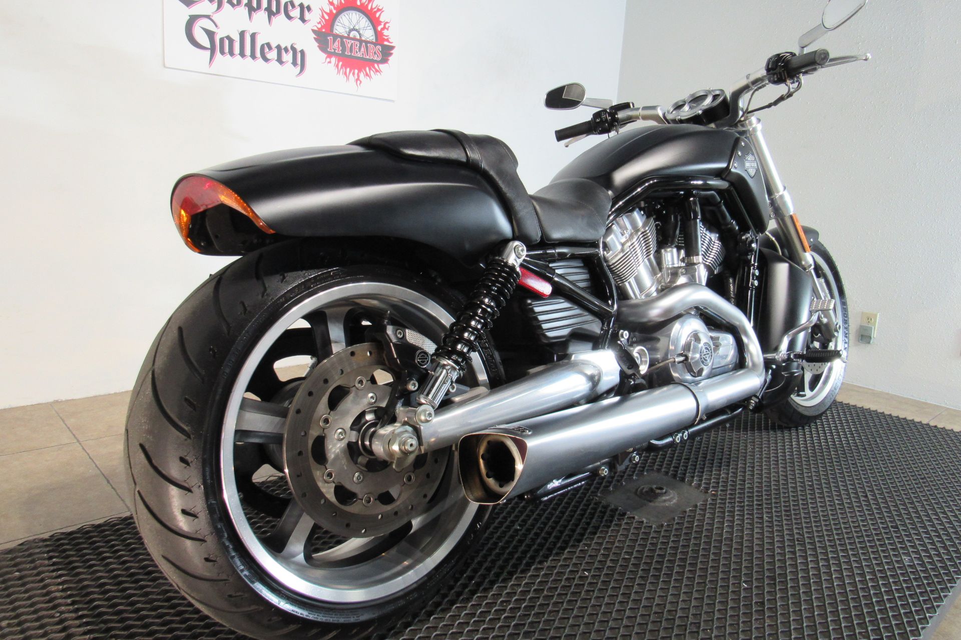 2010 Harley-Davidson V-Rod Muscle® in Temecula, California - Photo 18