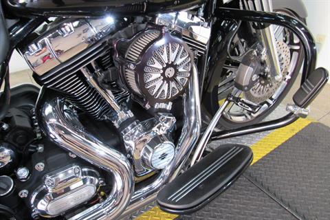 2012 Harley-Davidson Street Glide® in Temecula, California - Photo 12