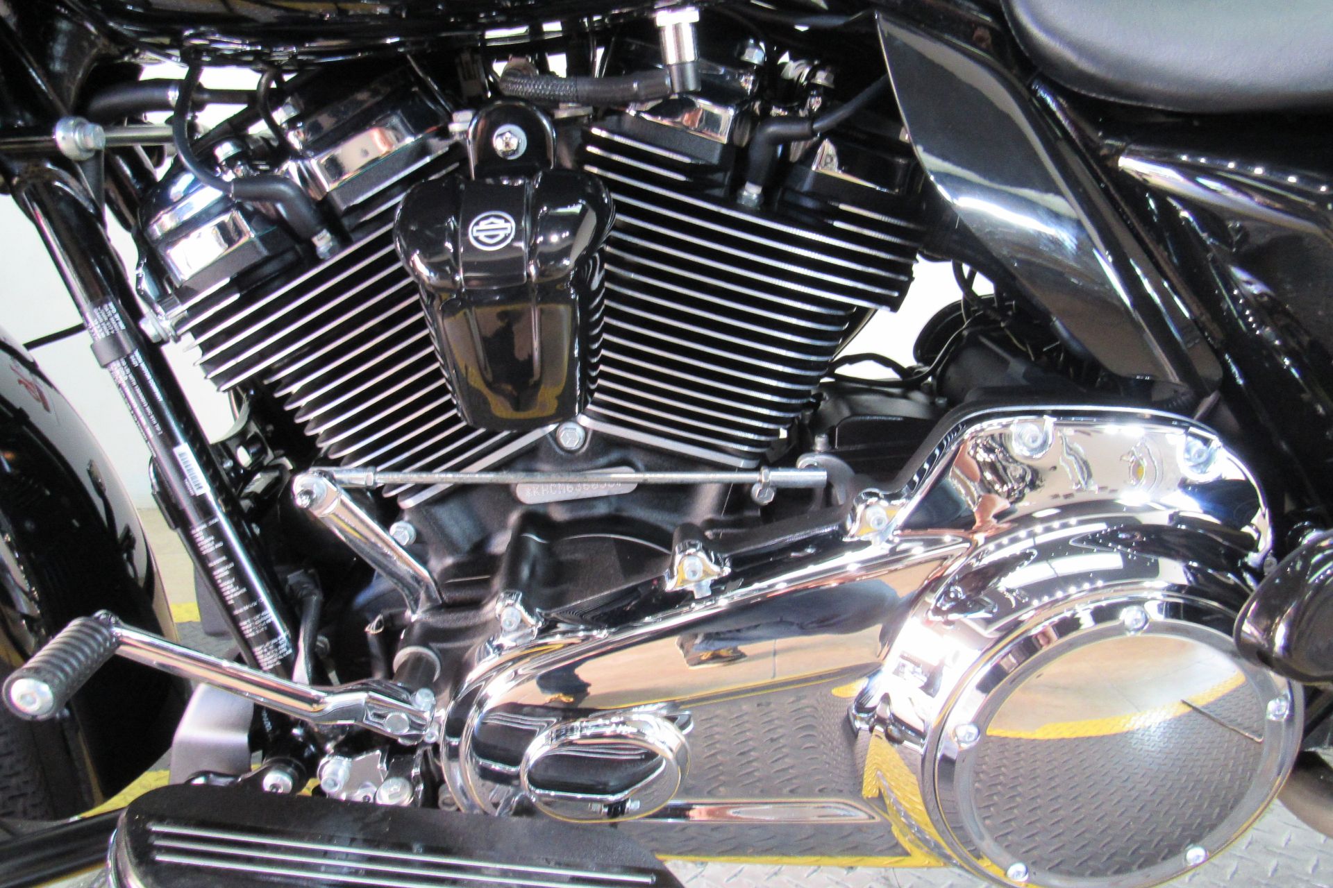 2021 Harley-Davidson Road Glide® in Temecula, California - Photo 14