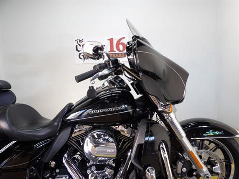 2015 Harley-Davidson Ultra Limited Low in Temecula, California - Photo 9