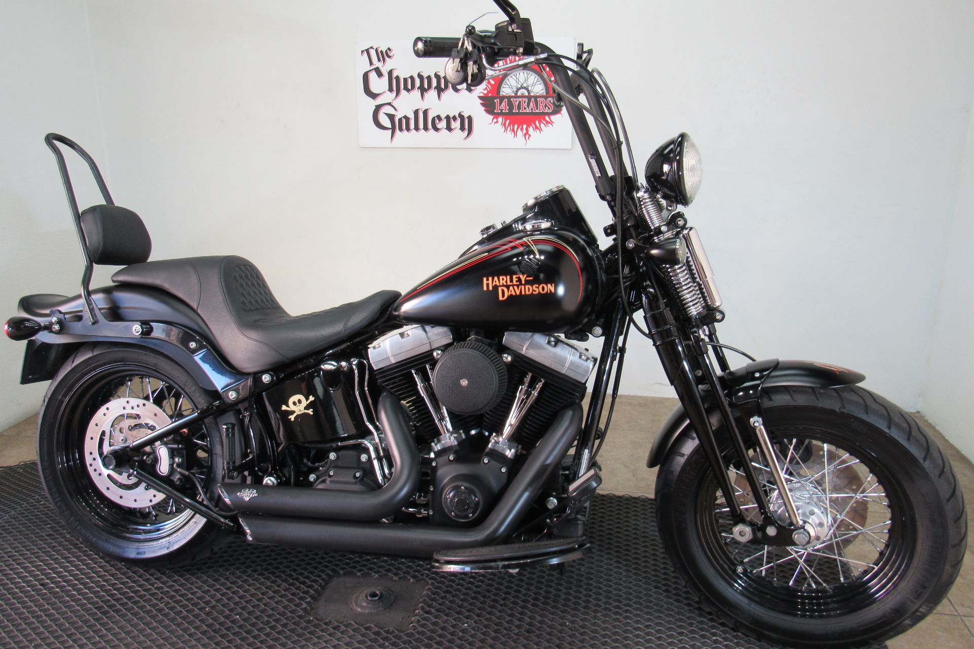 2009 Harley-Davidson Softail® Cross Bones™ in Temecula, California - Photo 3