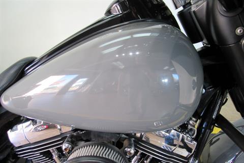 2009 Harley-Davidson Street Glide® in Temecula, California - Photo 7