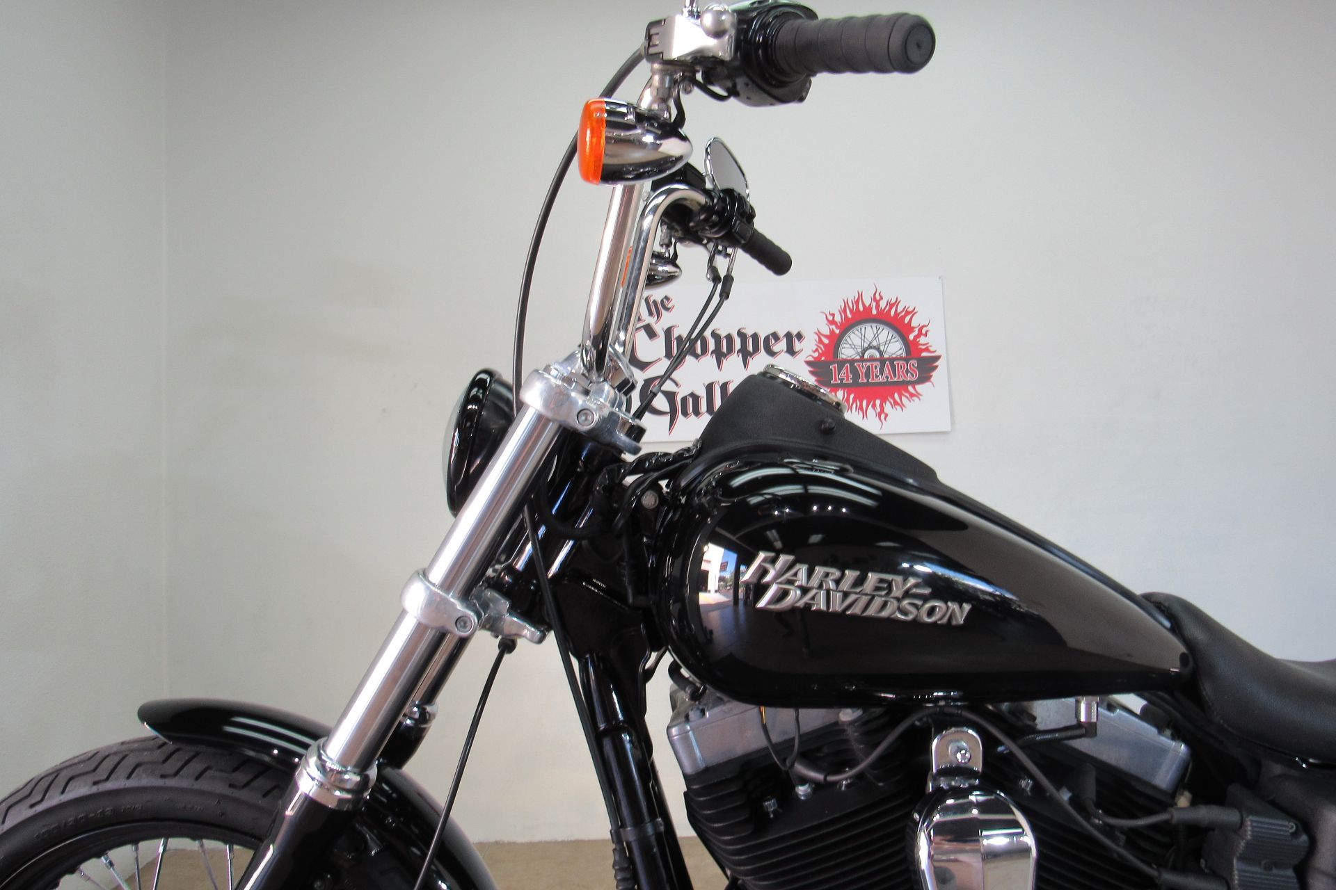 2011 Harley-Davidson Dyna® Street Bob® in Temecula, California - Photo 10