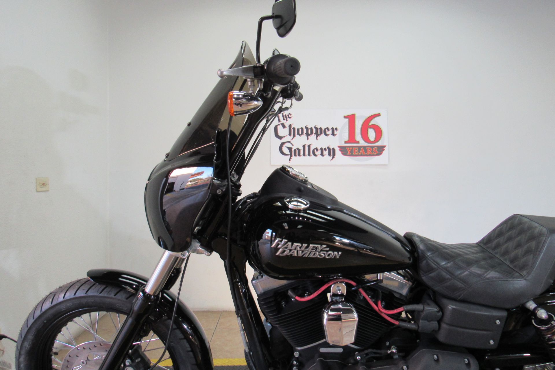 2011 Harley-Davidson Dyna® Street Bob® in Temecula, California - Photo 12